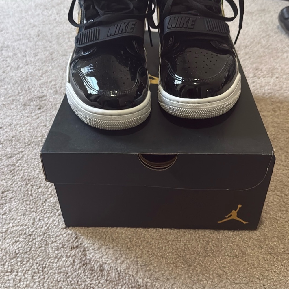 Nike Air Jordan Legacy 312